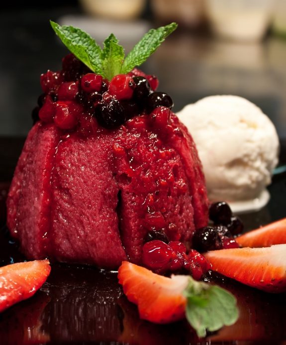 10138783 – summer pudding