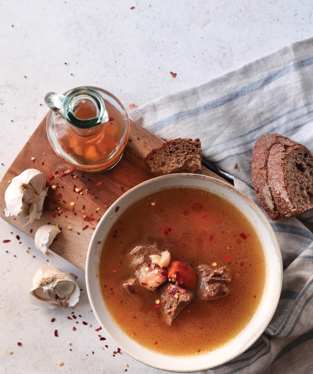 Kreatosoupa-me-skordostoubi-(2)