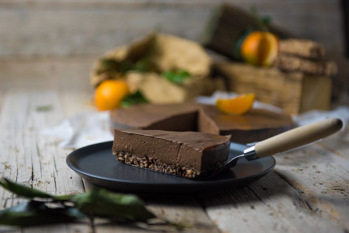 mikri-sokolatopita-me-vasi-apo-bares