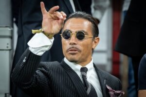 Η αντίδραση του Salt Bae μετά το κλείσιμο του εστιατορίου στη Βοστώνη