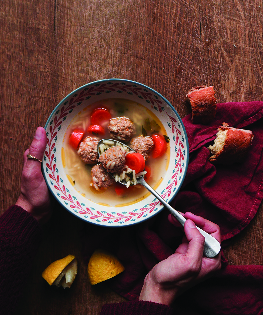 Giouvarlakia me kritharaki