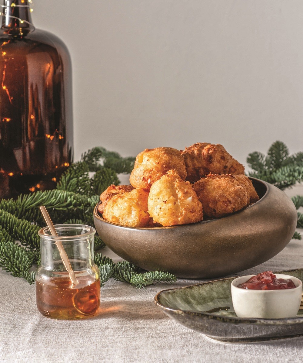 loukoumades me feta anoigma