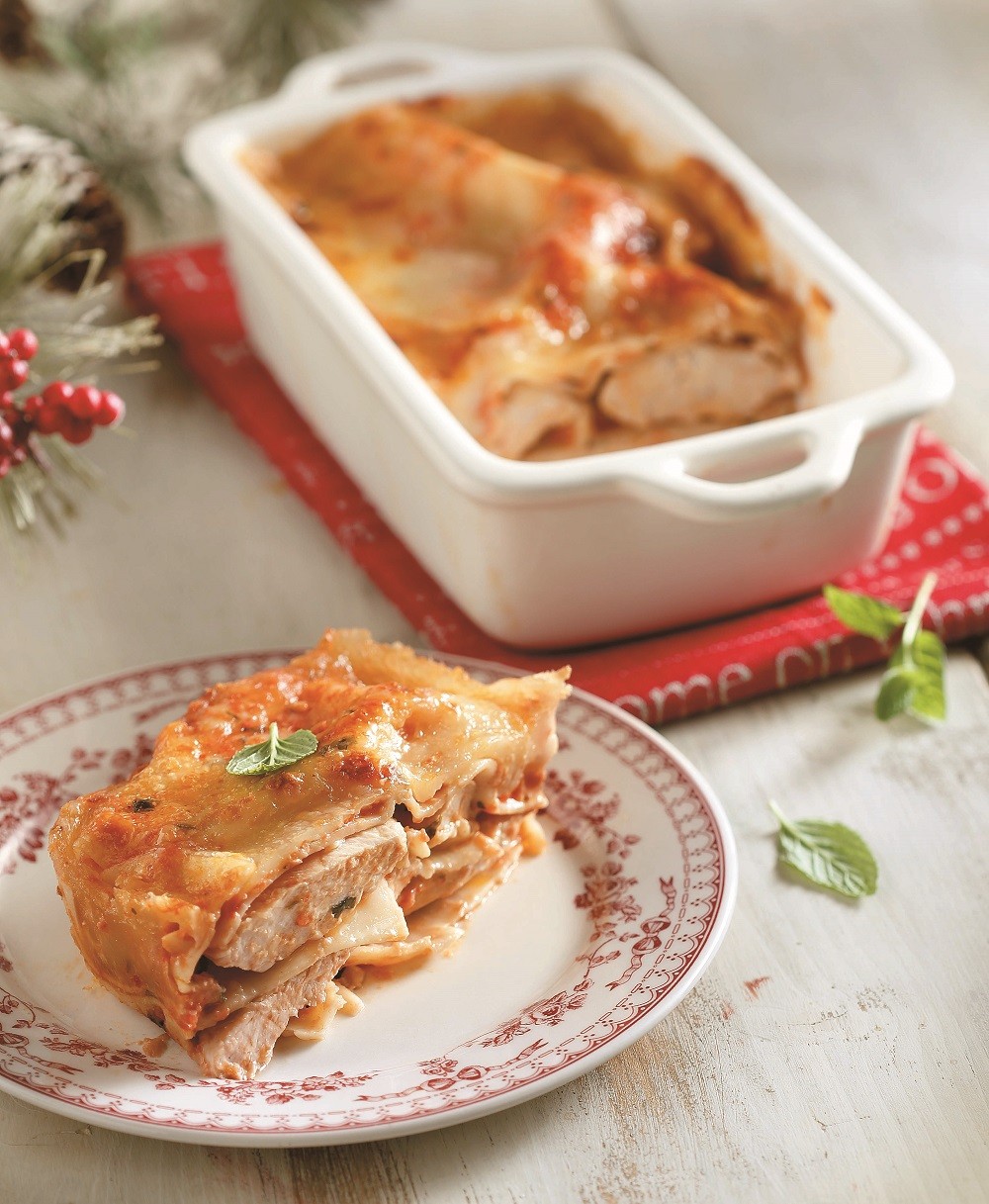 21151111_47529_publiNitsiakos_lazania me kotopoulo tomata & mozzarela n