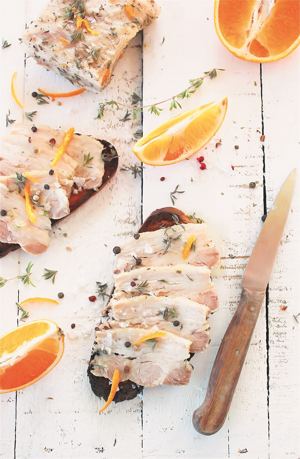 pasto-xoirino-throubi