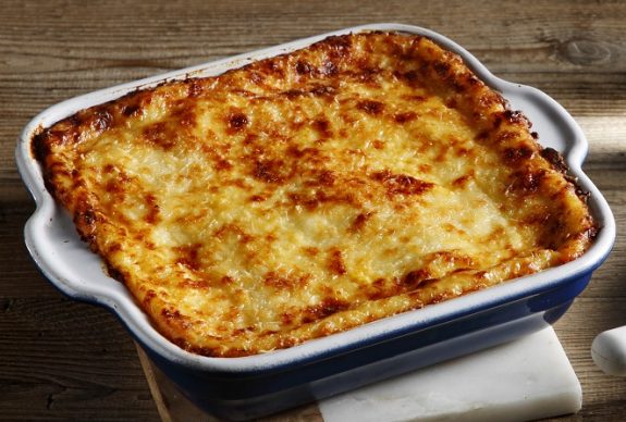 kanelonia_besamel_jotis