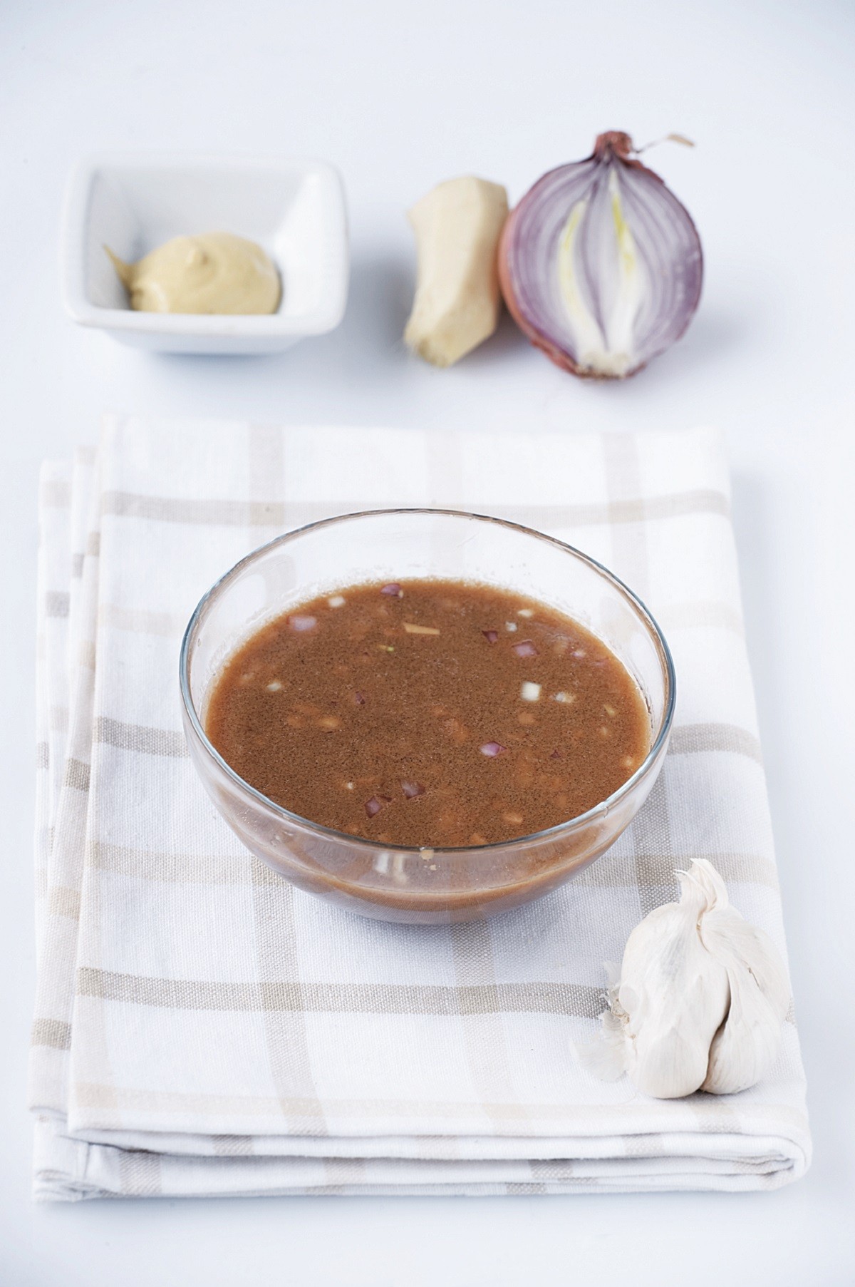 VINEGRET ME SOGIA LAIM KAI GINGER mikri