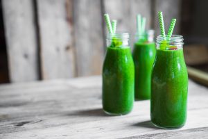Δυναμωτικό smoothie με κέιλ (λαχανίδα)