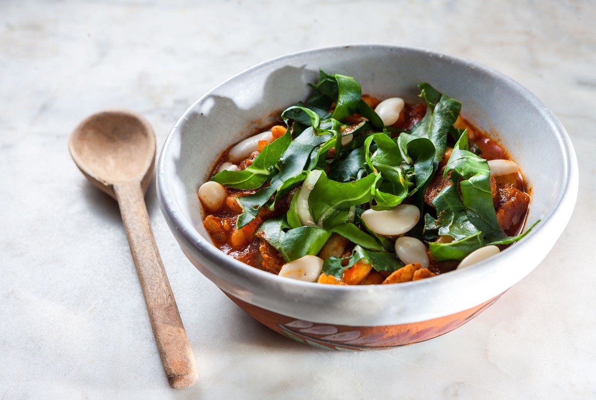 φασολια με κοτοπουλο και απακι mikri