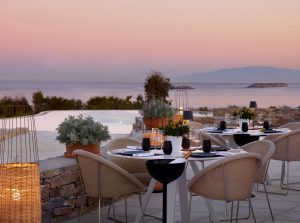 Galazia Hytra Paros: Δημιουργική ελληνική κουζίνα με θέα στο Αιγαίο