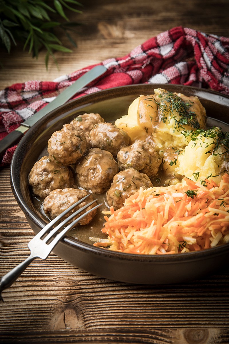 Meatballs and mashed potatoes