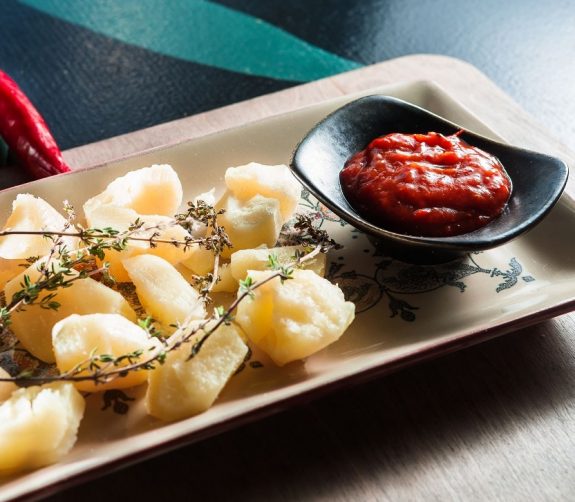 Graviera me Marmelada 2