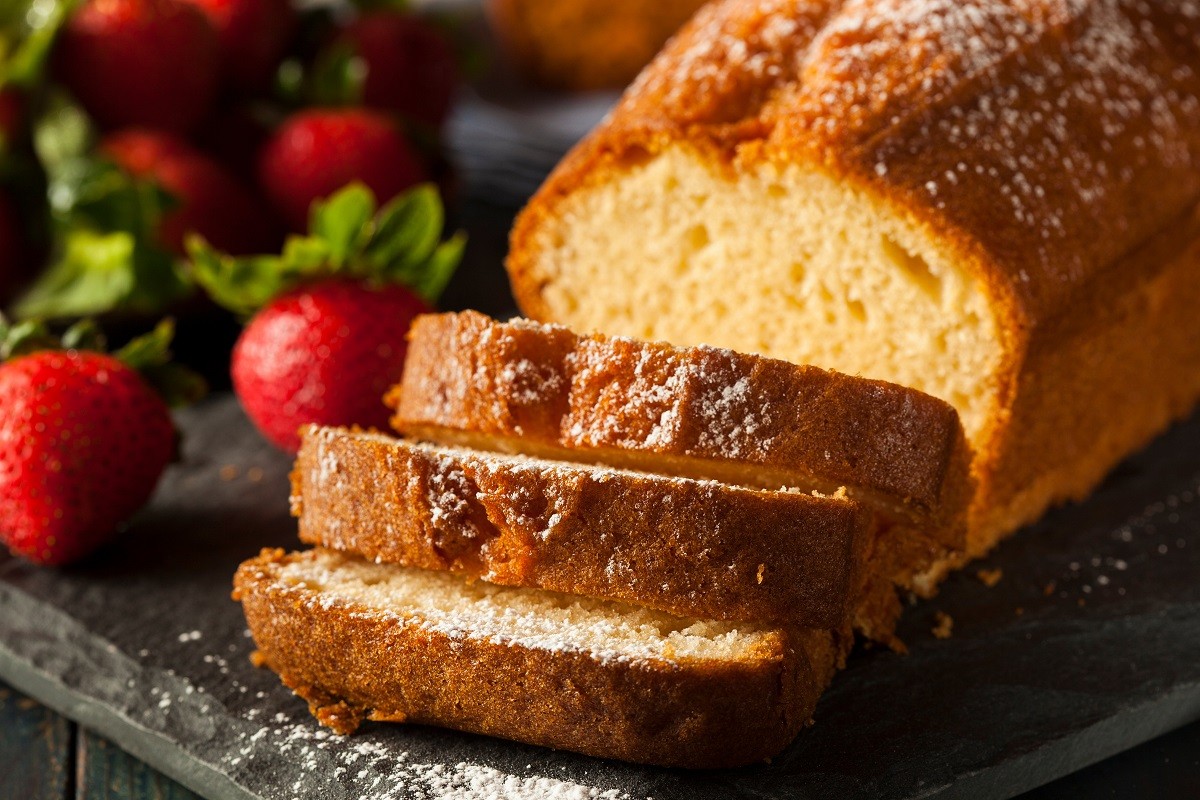 Homemade Pound Cake with Strawberries