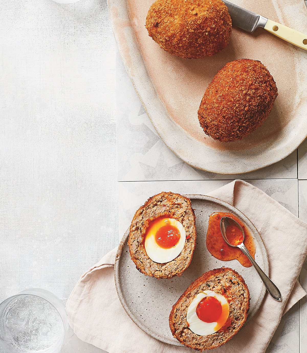 Sai oua scotch eggs