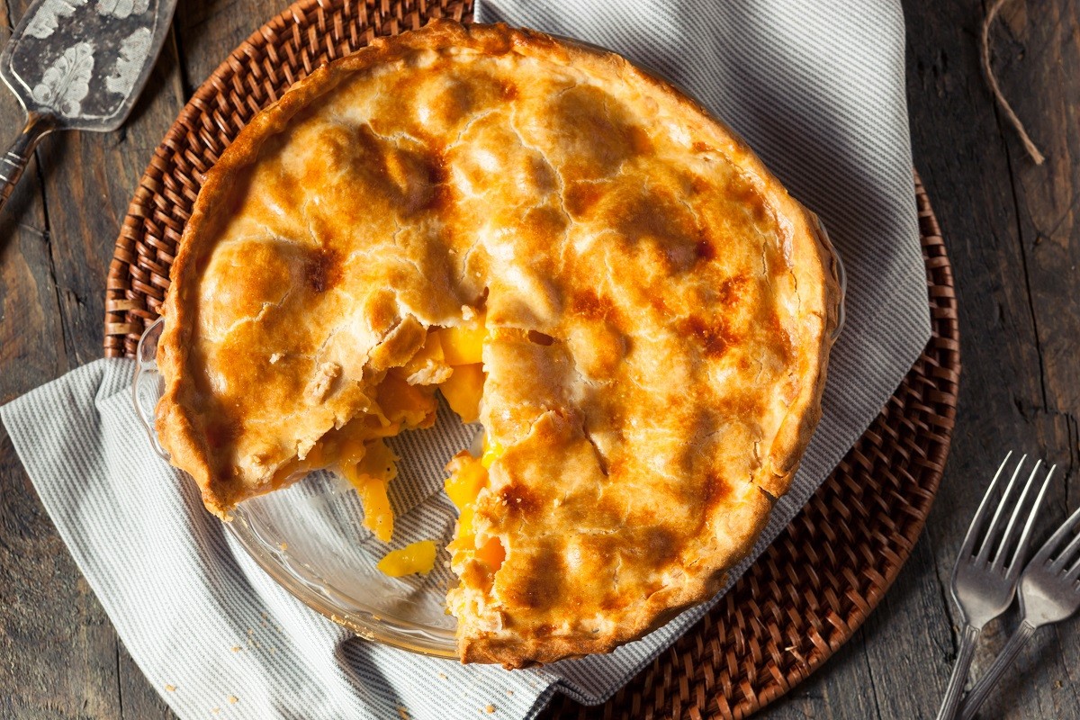 Homemade Warm Peach Pie
