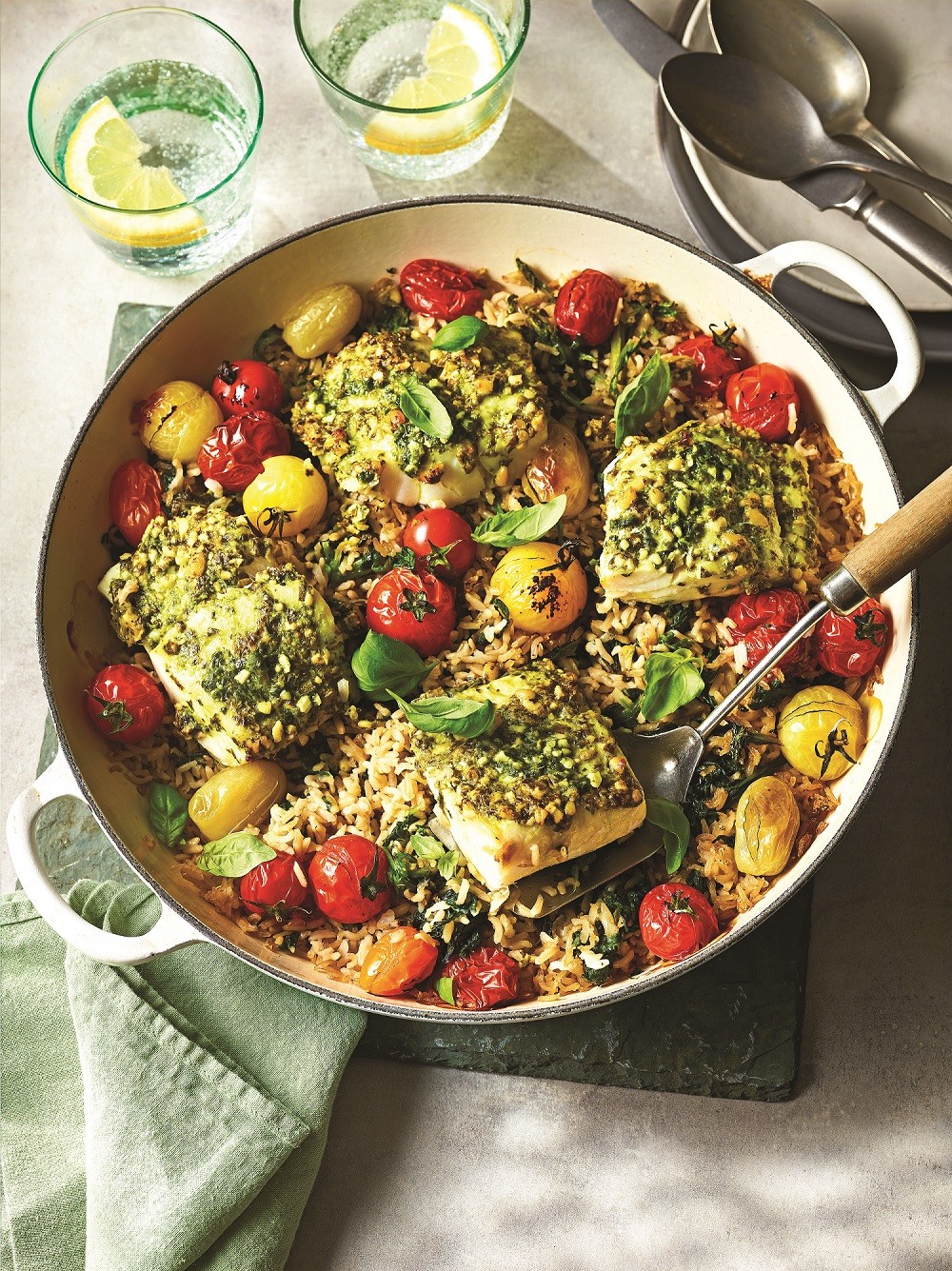 one-pan pesto and cod rice
