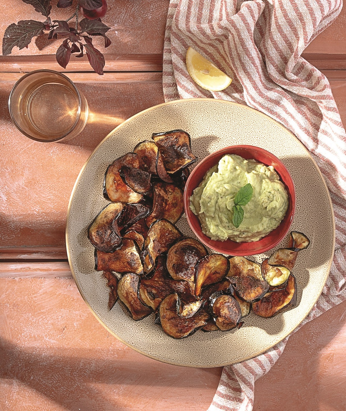 chips melitzanas-anoigma