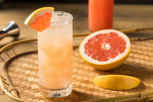 Refreshing Boozy Tequila Grapefruit Paloma