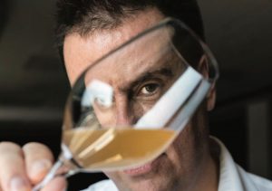 Διαδραστικό masterclass με τον Μaster of Wine Κωνσταντίνο Λαζαράκη
