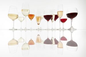Γνωριμία με τον κόσμο του κρασιού από τη Wine Plus