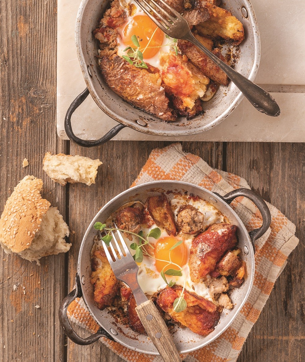 patates tgani me pelte ntomatas-Anoigma