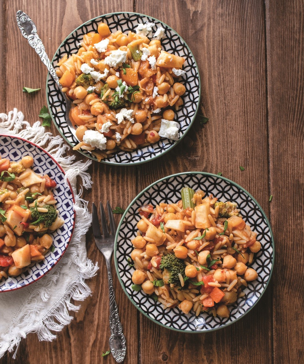 Revithia me kritharaki kai laxanika-anoigma