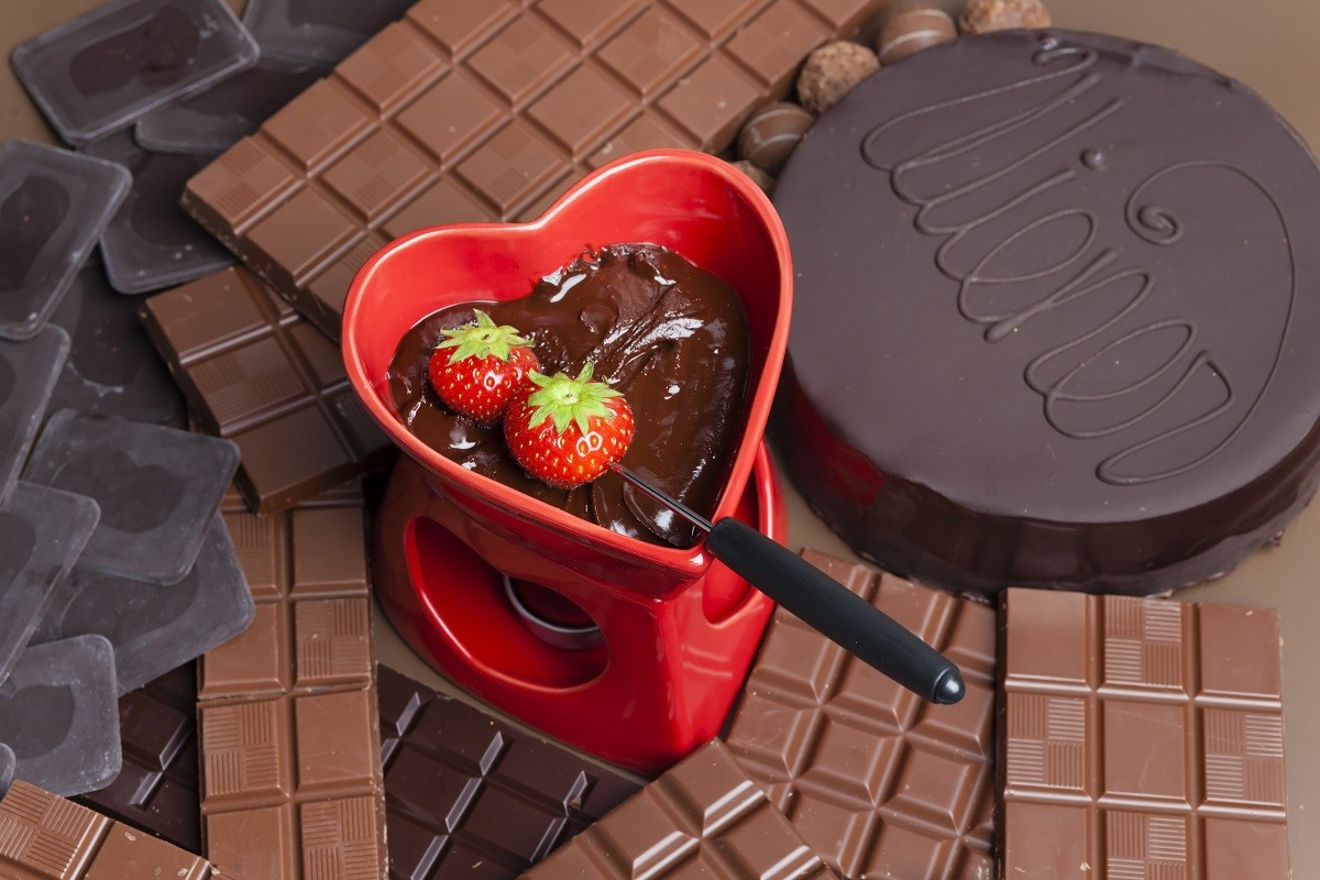 chocolate fondue