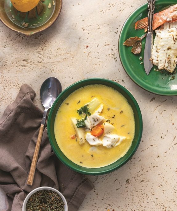 Psarousoupa me laxanika