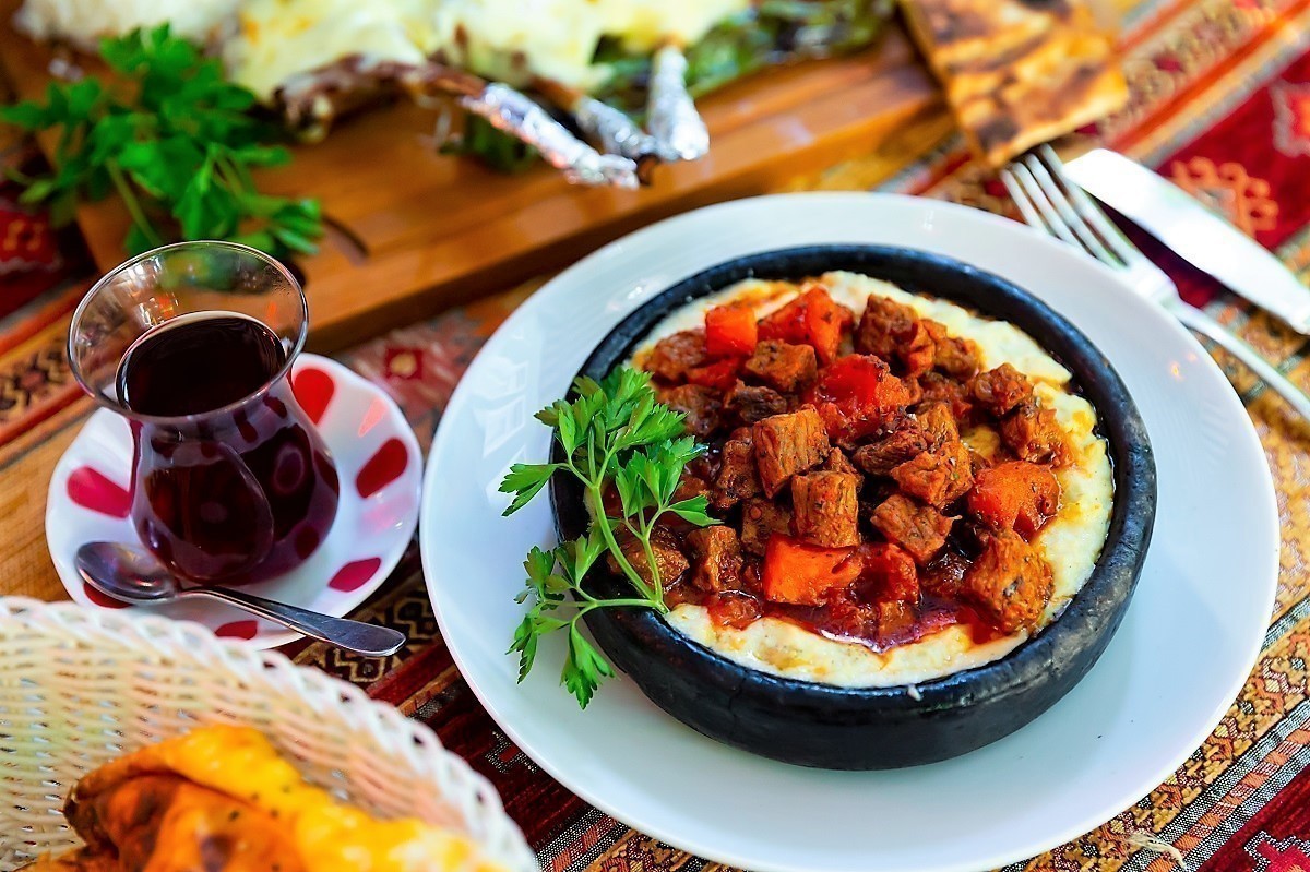 Hunkar begendi. Turkish braised lamb and eggplant