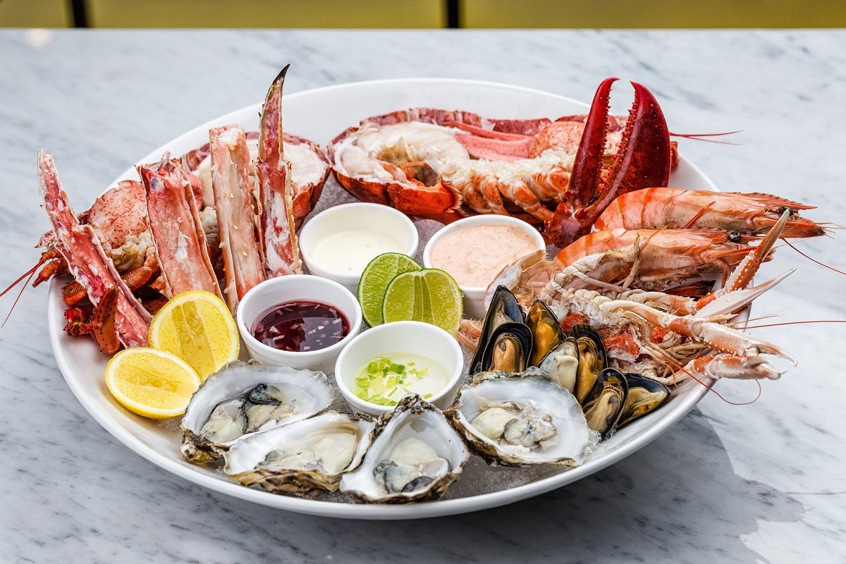 Fresh seafood platter with lobster, mussels and oysters