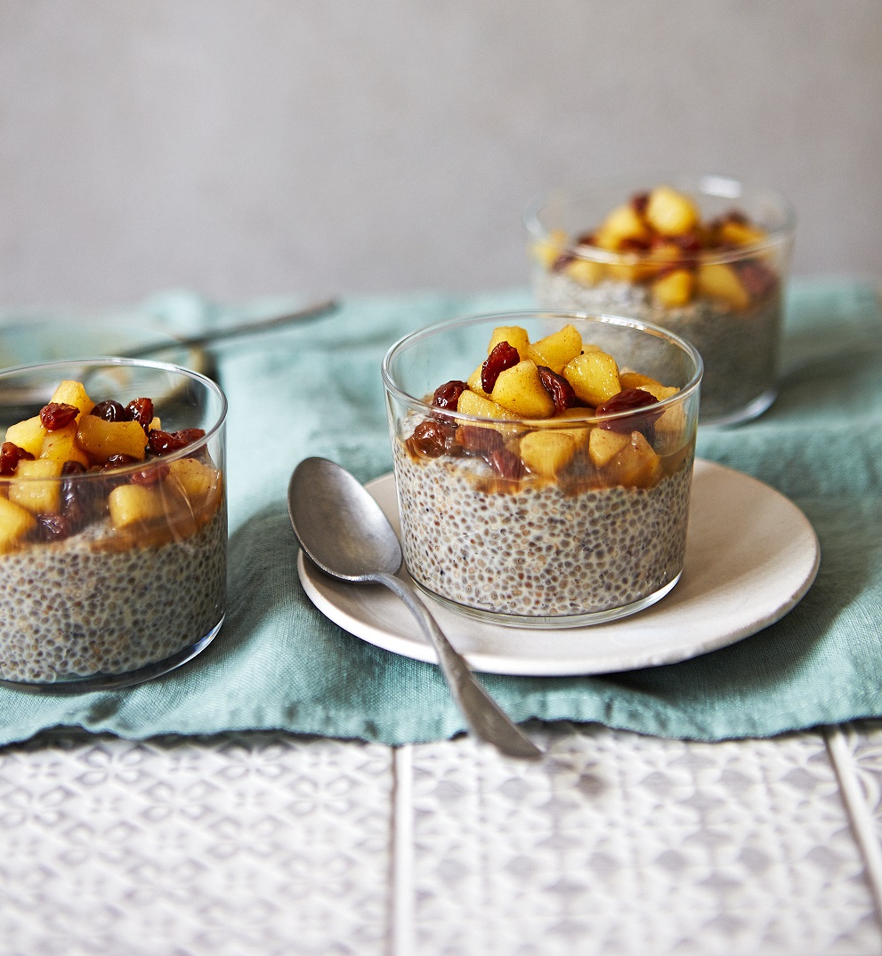 apple pie chia pudding
