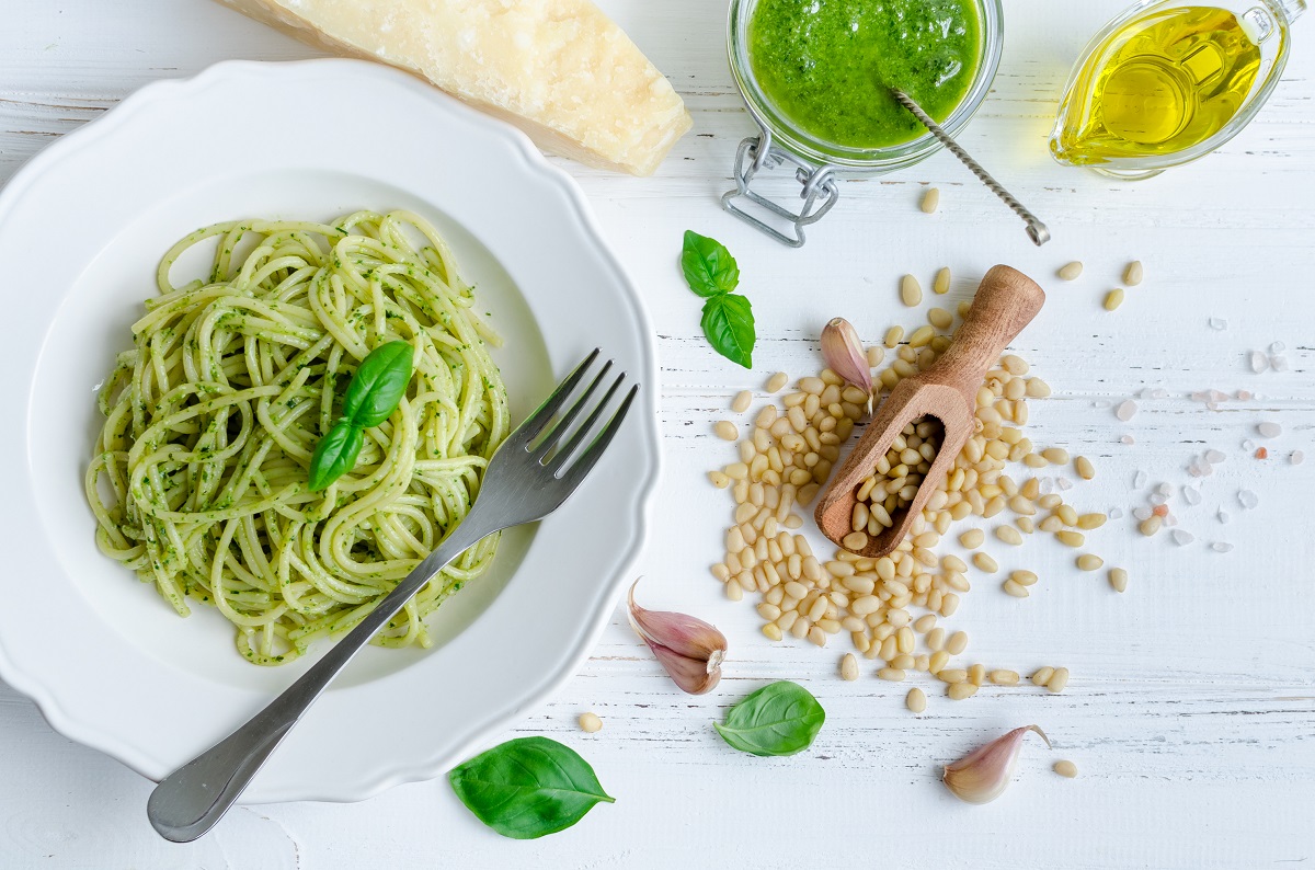 Spaghetti with homemade pesto sauce