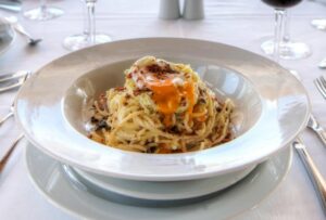 fagito_mani_petrakaifos_olive