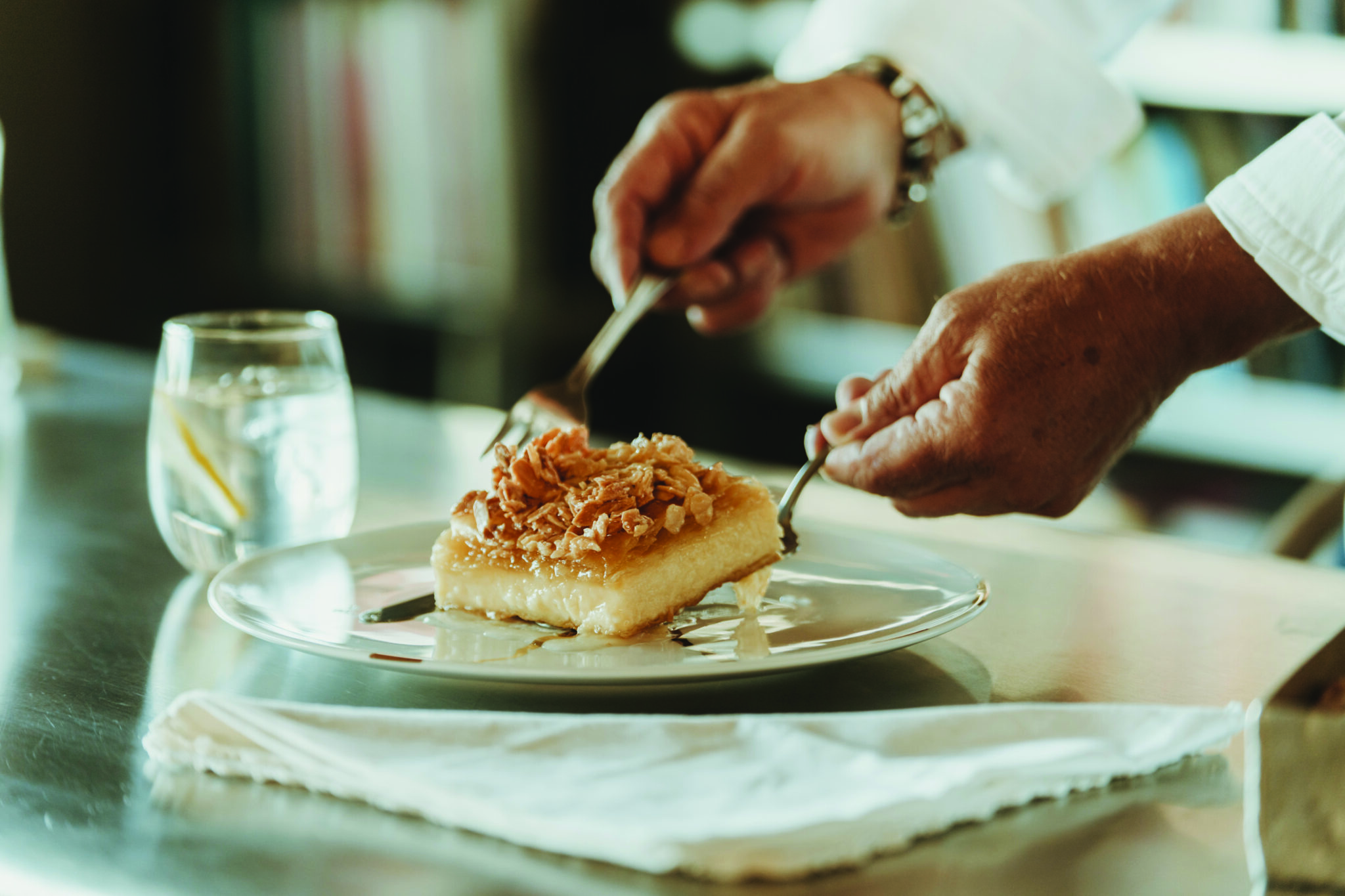 parliaros_galaktompoureko