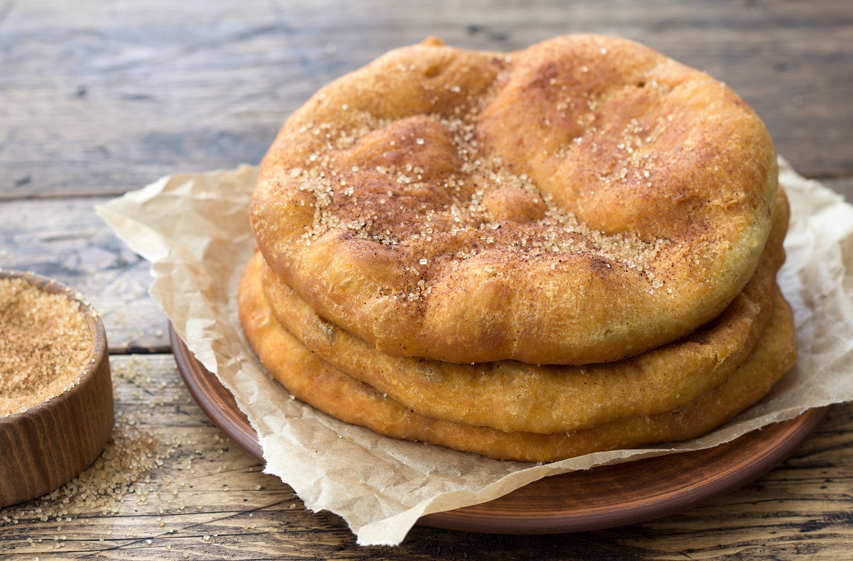 τηγανόψωμο