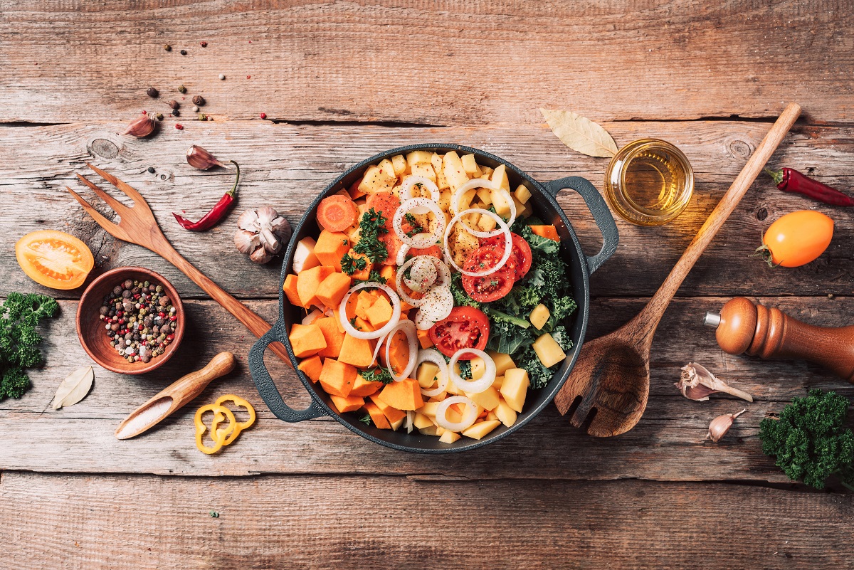 Organic,Vegetarian,Ingredients,And,Kitchen,Tools.,Healthy,,Clean,Food,And