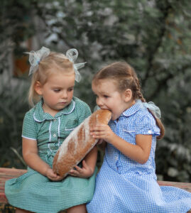 NOSTALGIA BALAFOUTI HEADER OLIVE