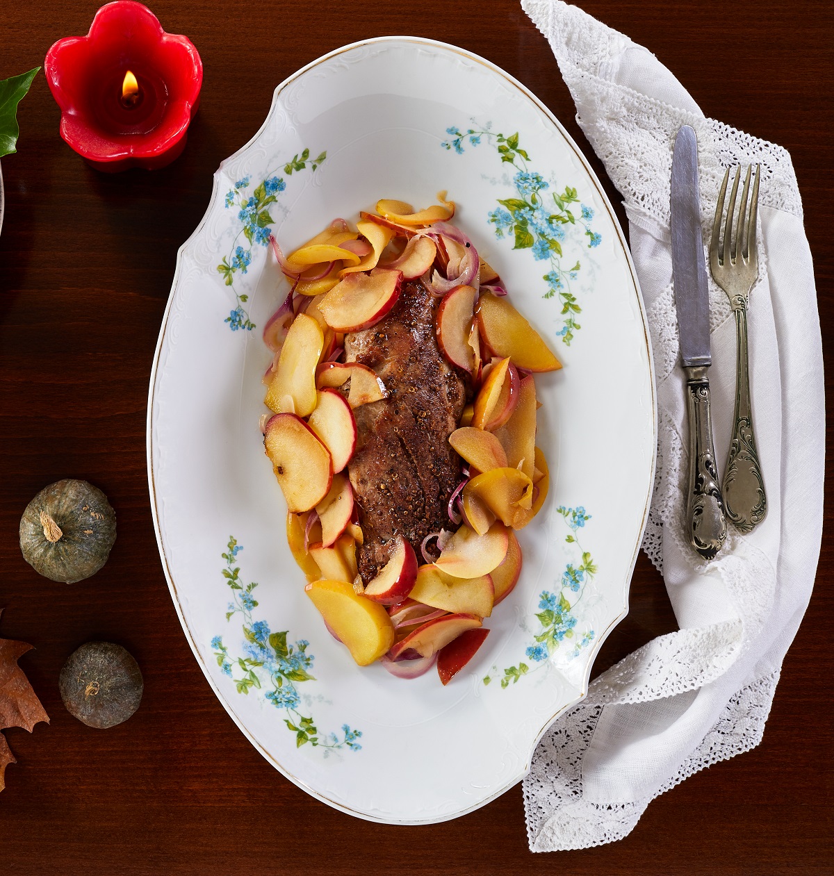 Roasted,Pork,Fillet,With,Apples,On,White,Plate,,Typical,Fall-winter