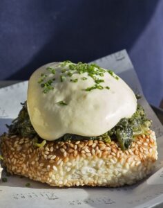 eggs fiorentine olive1