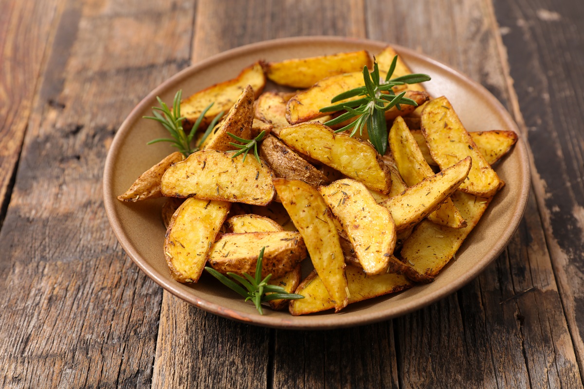 French,Fries,With,Salt,And,Rosemary