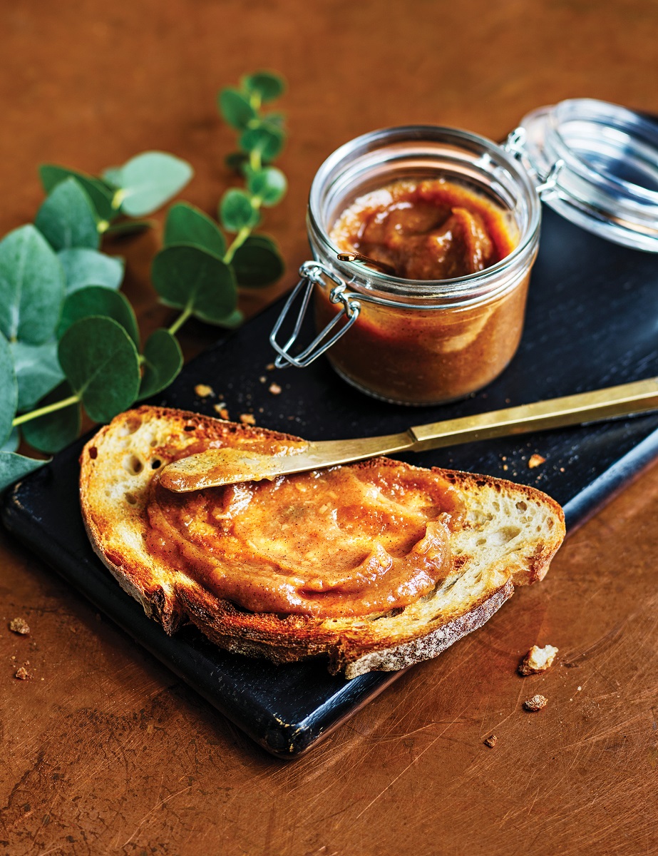 Gingerbread apple butter