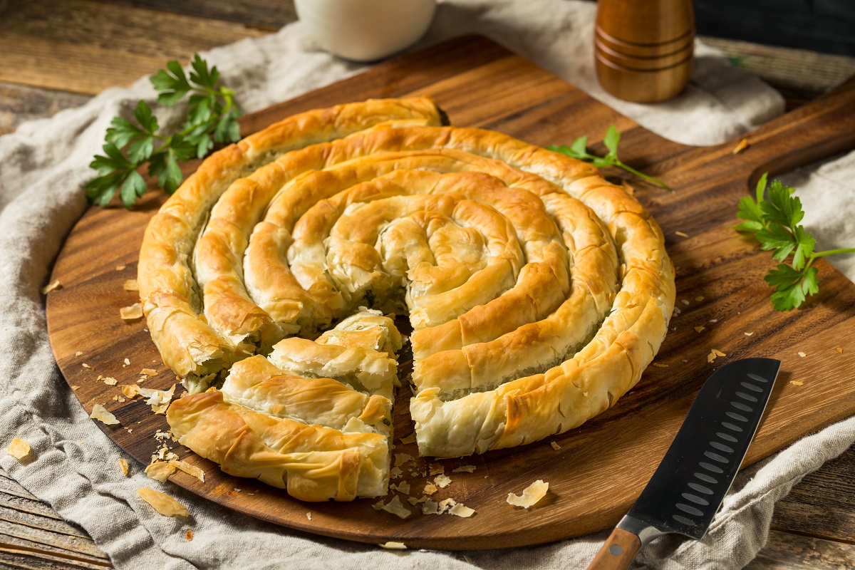 Homemade,Spinach,And,Feta,Spanakopita,Swirl,Ready,To,Eat