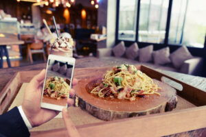 Mobile,Take,A,Food,Photo