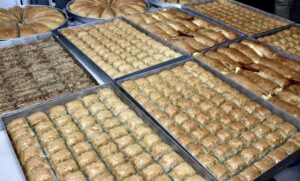 smyrni baklava anoigma