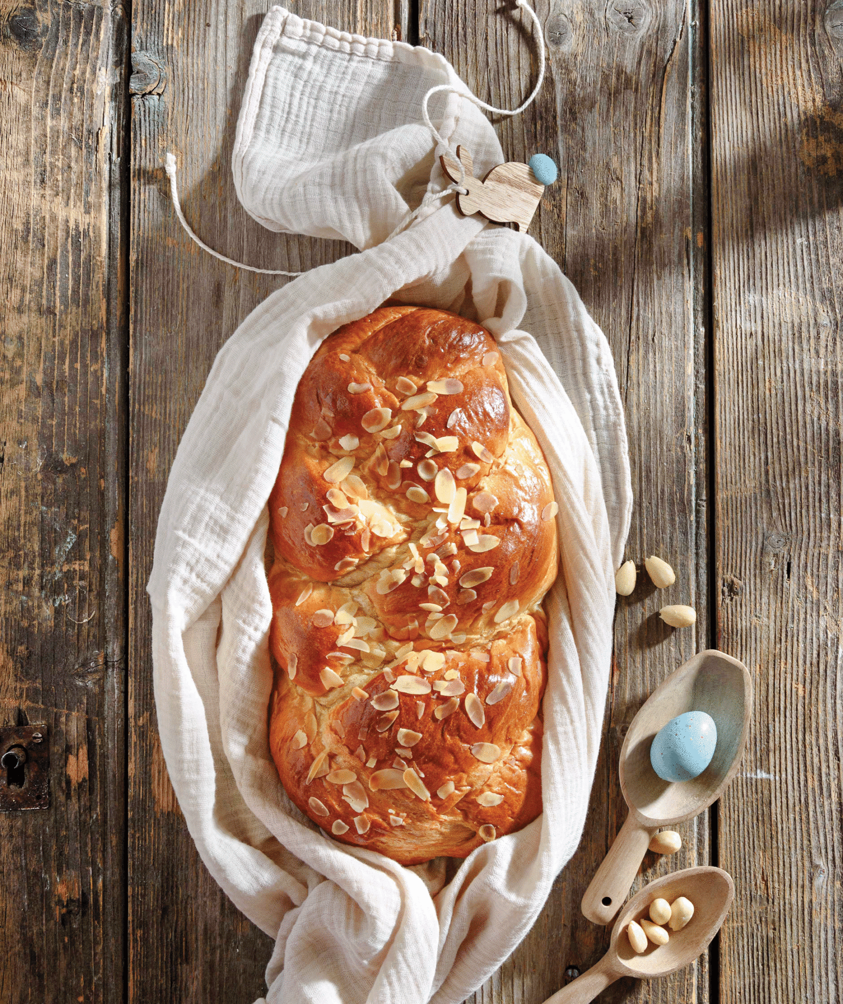 Tsoureki-Parliarow-Lurpak_