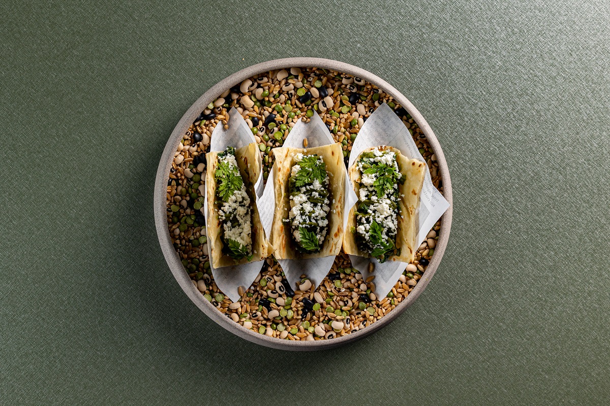 takos_spanakopita_anoigma