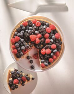 tarta_kokkinafrouta_anoigma