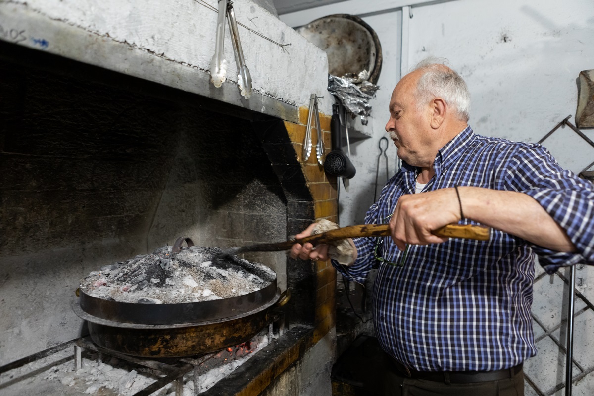 karvouna_psisimo_anoigma