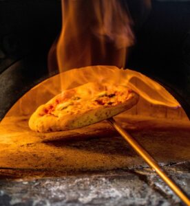 pitsa_xilofournos_anoigma