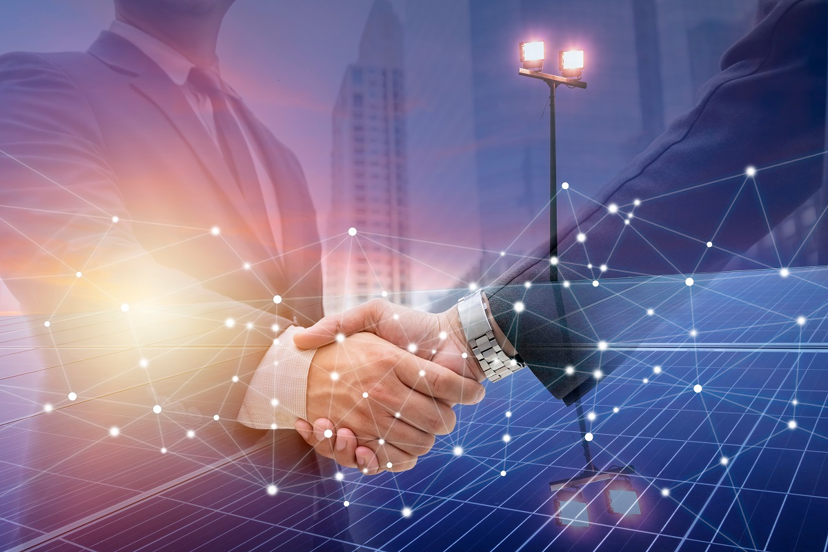 Businessmen,Are,Shaking,Hands,For,Business,Venture,And,Marketing,On