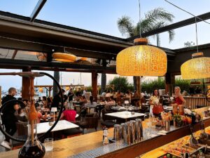 Caretta Athens: μεσογειακή κουζίνα με fusion πινελιές στη Γλυφάδα